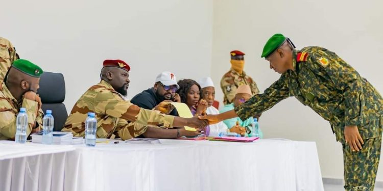 ๐ฃ๐ฎ๐น๐ฎ๐ถ๐ ๐ ๐ผ๐ต๐ฎ๐บ๐บ๐ฒ๐ฑ ๐ฉ : ๐ต๐ณ ๐ฐ๐ฎ๐ฑ๐ฟ๐ฒ๐ ๐ฐ๐ถ๐๐ถ๐น๐ ๐ฒ๐ ๐บ๐ถ๐น๐ถ๐๐ฎ๐ถ๐ฟ๐ฒ๐ ๐ฝ๐ฟ๐ฒ๐๐ฒ๐ป๐ ๐๐ฒ๐ฟ๐บ๐ฒ๐ป๐ ๐ฑ๐ฒ๐๐ฎ๐ป๐ ๐น๐ฒ ๐๐ต๐ฒ๐ณ ๐ฑ๐ฒ ๐น’๐๐๐ฎ๐