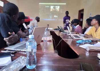 Kankan : des hommes de médias outillés en techniques  de traitement et montagne vidéo…