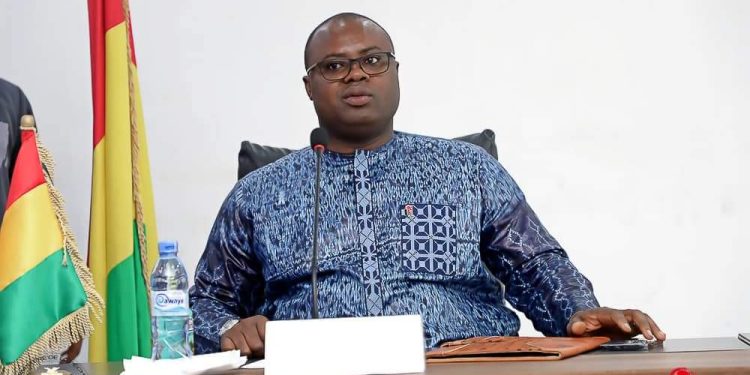 É𝘃𝗮𝗹𝘂𝗮𝘁𝗶𝗼𝗻 𝗱𝗲 𝗹𝗮 𝗽𝗲𝗿𝗳𝗼𝗿𝗺𝗮𝗻𝗰𝗲 𝗱𝗲𝘀 𝗠𝗶𝗻𝗶𝘀𝘁è𝗿𝗲𝘀 : Dr Bernard GOUMOU 𝗲𝘁 𝘀𝗼𝗻 é𝗾𝘂𝗶𝗽𝗲 𝗿𝗲ç𝘂 𝗮𝘂 𝗠𝗣𝗘𝗠.