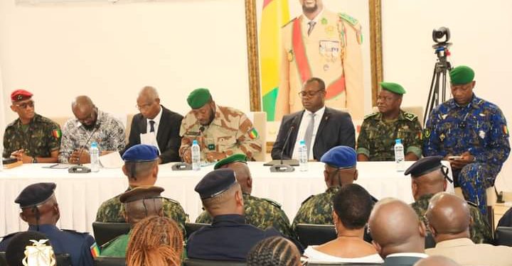 Primature : 𝐋𝐞 𝐏𝐫𝐞𝐦𝐢𝐞𝐫 𝐌𝐢𝐧𝐢𝐬𝐭𝐫𝐞 𝐀𝐦𝐚𝐝𝐨𝐮 𝐎𝐮𝐫𝐲 𝐁𝐚𝐡 𝐢𝐧𝐬𝐭𝐚𝐥𝐥𝐞 𝐝𝐚𝐧𝐬 𝐬𝐞𝐬 𝐟𝐨𝐧𝐜𝐭𝐢𝐨𝐧𝐬