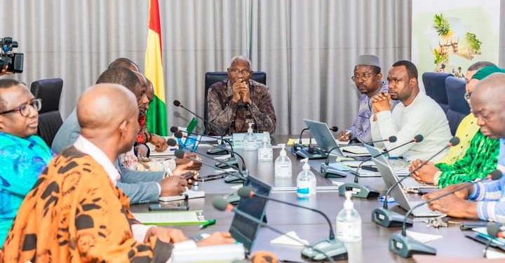 ๐ฆ๐๐ง๐จ๐๐ง๐๐ข๐ก ๐๐๐ฆ ๐๐ก๐ฆ๐๐๐๐ก๐๐ก๐ง๐ฆ ๐๐ข๐ก๐ง๐ฅ๐๐๐ง๐จ๐๐๐ฆ : ๐๐ ๐ฃ๐ฅ๐๐ ๐๐๐ฅ ๐ ๐๐ก๐๐ฆ๐ง๐ฅ๐ ๐๐๐๐ง ๐๐ ๐ฃ๐ข๐๐ก๐ง ๐๐ ๐โ๐๐ฉ๐๐ก๐๐๐ ๐๐ก๐ง ๐๐จ ๐๐ข๐ฆ๐ฆ๐๐๐ฅ