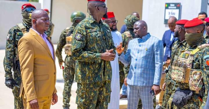 𝗖𝗶𝘁𝗲 𝗺𝗶𝗻𝗶𝘀𝘁𝗲𝗿𝗶𝗲𝗹𝗹𝗲 𝗱𝗲 𝗗𝗼𝗻𝗸𝗮 : 𝗹𝗲 𝗖𝗵𝗲𝗳 𝗱𝗲 𝗹’𝗘𝘁𝗮𝘁 𝘃𝗶𝘀𝗶𝘁𝗲 𝗹𝗲𝘀 𝗻𝗼𝘂𝘃𝗲𝗮𝘂𝘅 𝗯𝗮𝘁𝗶𝗺𝗲𝗻𝘁𝘀