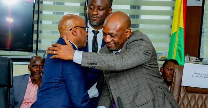 ๐๐ข๐ง๐ข๐ฌ๐ญ๐๐ซ๐ ๐๐ฎ ๐๐ฎ๐๐ ๐๐ญ : ๐
๐๐๐ข๐ง๐๐ญ ๐๐ฒ๐ฅ๐ฅ๐ ๐ฉ๐ซ๐๐ง๐ ๐๐จ๐ง๐๐ญ๐ข๐จ๐ง