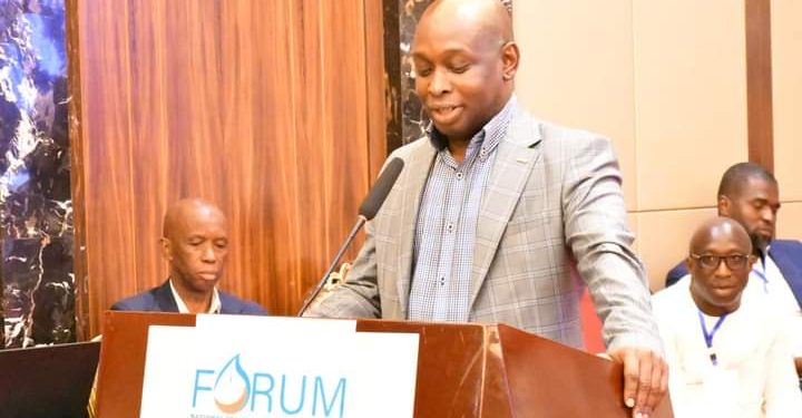 ๐๐จ๐ฆ๐ฆ๐ฎ๐ง๐ข๐ช๐ฎรฉ : ๐
๐ข๐ง๐๐ง๐๐๐ฆ๐๐ง๐ญ ๐๐ฎ ๐ฌ๐๐กรฉ๐ฆ๐ ๐๐ข๐ซ๐๐๐ญ๐๐ฎ๐ซ ๐๐ฎ ๐๐ซ๐๐ง๐ ๐๐จ๐ง๐๐ค๐ซ๐ฒ