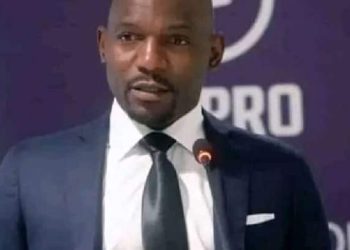 L’ancien footballeur camerounais  découvre qu’il n’est pas le vrai père des jumeaux qu’il a élevé depuis 16 ans.