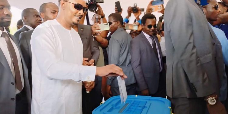 Les principaux candidats à la présidentielle tchadienne ont déjà voté dans la matinée