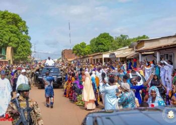 𝗖𝗲́𝗹𝗲́𝗯𝗿𝗮𝘁𝗶𝗼𝗻 𝗱𝗲 𝗹’𝗔𝗶̈𝗱 𝗲𝗹-𝗞𝗮𝗯𝗶𝗿 : 𝗟𝗲 𝗣𝗿𝗲́𝘀𝗶𝗱𝗲𝗻𝘁 𝗱𝗲 𝗹𝗮 𝗥𝗲́𝗽𝘂𝗯𝗹𝗶𝗾𝘂𝗲 𝗠𝗮𝗺𝗮𝗱𝗶 𝗗𝗼𝘂𝗺𝗯𝗼𝘂𝘆𝗮 𝗮𝗰𝗰𝗼𝗺𝗽𝗹𝗶𝘁 𝘀𝗲𝘀 𝗼𝗯𝗹𝗶𝗴𝗮𝘁𝗶𝗼𝗻𝘀 𝗿𝗲𝗹𝗶𝗴𝗶𝗲𝘂𝘀𝗲𝘀 𝗱𝗮𝗻𝘀 𝗹𝗮 𝘃𝗶𝗹𝗹𝗲 𝗱𝗲 𝗞𝗮𝗻𝗸𝗮𝗻 (𝗡𝗮𝗯𝗮𝘆𝗮) 𝗮𝘂𝘅 𝗰𝗼̂𝘁𝗲́𝘀 𝗱𝗲 𝘀𝗲𝘀 𝗰𝗼𝗿𝗲𝗹𝗶𝗴𝗶𝗼𝗻𝗻𝗮𝗶𝗿𝗲𝘀