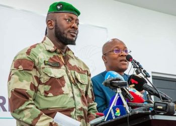 𝐋𝐞 𝐆𝐨𝐮𝐯𝐞𝐫𝐧𝐞𝐦𝐞𝐧𝐭 𝐝𝐞𝐟𝐞𝐧𝐝 𝐥’𝐢𝐦𝐚𝐠𝐞 𝐝𝐞 𝐥𝐚 𝐆𝐮𝐢𝐧𝐞𝐞 𝐟𝐚𝐜𝐞 𝐚𝐮𝐱 𝐭𝐞𝐧𝐭𝐚𝐭𝐢𝐯𝐞𝐬 𝐝𝐞 𝐝𝐞𝐧𝐢𝐠𝐫𝐞𝐦𝐞𝐧𝐭