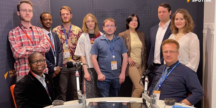 Sputnik diffuse désormais en français et en anglais dans quatre pays africains