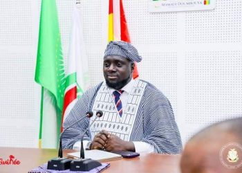 M𝐔𝐇𝐀𝐓 : ℂ𝕆𝕄ℙ𝕋𝔼 ℝ𝔼ℕ𝔻𝕌 ℂ𝕆ℕ𝕊𝔼𝕀𝕃