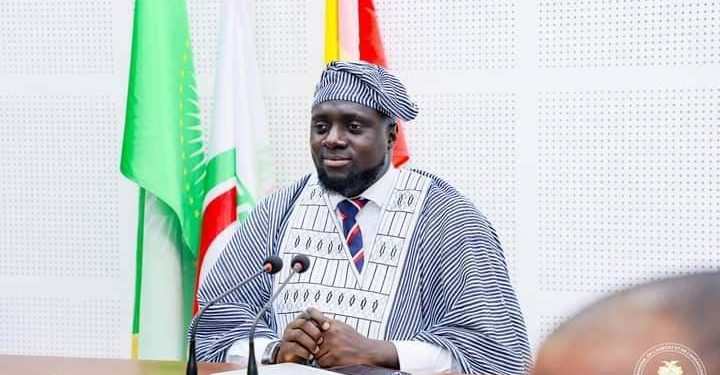 M𝐔𝐇𝐀𝐓 : ℂ𝕆𝕄ℙ𝕋𝔼 ℝ𝔼ℕ𝔻𝕌 ℂ𝕆ℕ𝕊𝔼𝕀𝕃