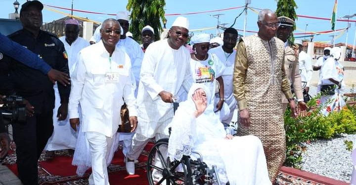 Hommage à Madame André Touré