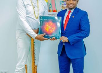 𝐂𝐚𝐫𝐧𝐞𝐭 𝐝’𝐚𝐮𝐝𝐢𝐞𝐧𝐜𝐞 : 𝐋𝐞 𝐌𝐢𝐧𝐢𝐬𝐭𝐫𝐞 𝐌𝐨𝐮𝐬𝐬𝐚 𝐌𝐨𝐢𝐬𝐞 𝐒𝐲𝐥𝐥𝐚 𝐫𝐞𝐜𝐨𝐢𝐭 𝐥’𝐚𝐫𝐭𝐢𝐬𝐭𝐞 𝐍𝐟𝐚𝐥𝐲 𝐊𝐨𝐮𝐲𝐚𝐭𝐞