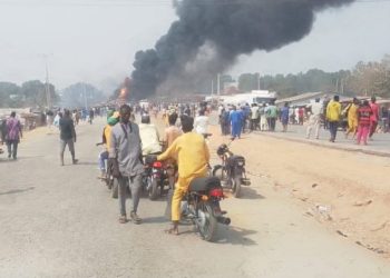 L’explosion d’un camion-citerne fait au moins 70 morts au Nigeria