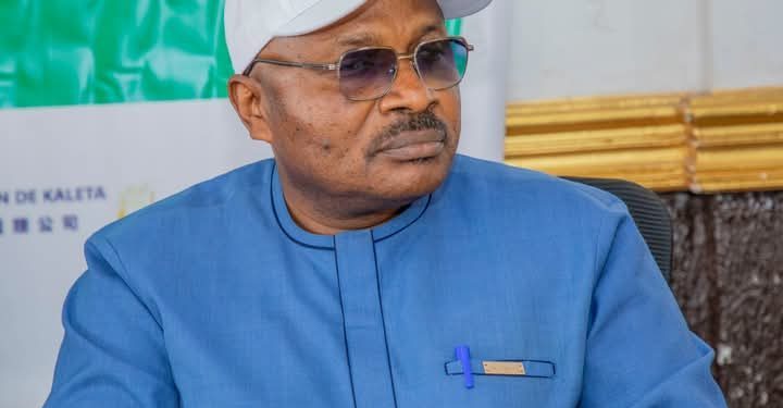 Accuser l’élite, absoudre le peuple : une lecture biaisée de l’échec national