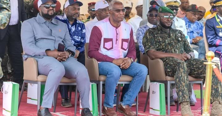 𝗥𝗮𝗳𝗳𝗶𝗻𝗲𝗿𝗶𝗲 𝗱’𝗮𝗹𝘂𝗺𝗶𝗻𝗲 en Guinée