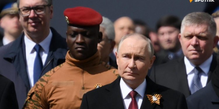 Ce triomphe historique me conforte dans l’engagement de mon pays à gagner la guerre contre le terrorisme »