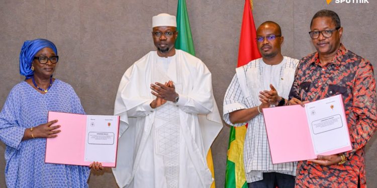Le Burkina Faso et le Sénégal unissent leurs forces dans un pacte ardent contre le terrorisme!  