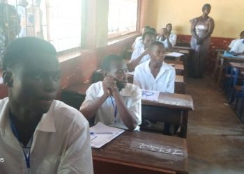 Baccalauréat unique sessions 2025 à Dubreka : Ils sont au nombre de 5060 candidats dont 2290 filles repartis en 13 centres.