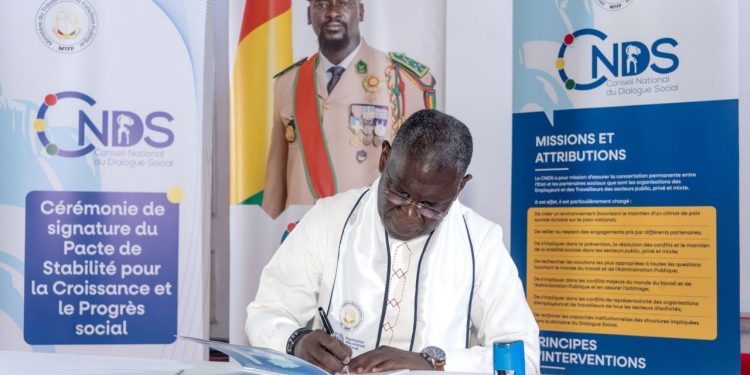 Guinée: un pacte historique pour la stabilité et la croissance