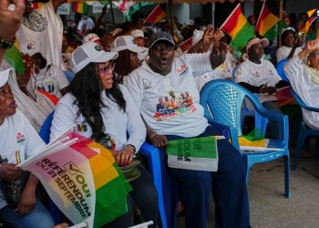 Les Guinéens votent sur un référendum constitutionnel