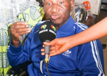 𝐄𝐯𝐚𝐜𝐮𝐚𝐭𝐢𝐨𝐧 𝐬𝐚𝐧𝐢𝐭𝐚𝐢𝐫𝐞 𝐝𝐞 𝐥’𝐚𝐫𝐭𝐢𝐬𝐭𝐞 𝐜𝐨𝐦𝐞𝐝𝐢𝐞𝐧 𝐌𝐚𝐧𝐬𝐚 𝐓𝐫𝐨𝐮𝐛𝐚 𝐯𝐞𝐫𝐬 𝐥𝐚 𝐓𝐮𝐧𝐢𝐬𝐢𝐞