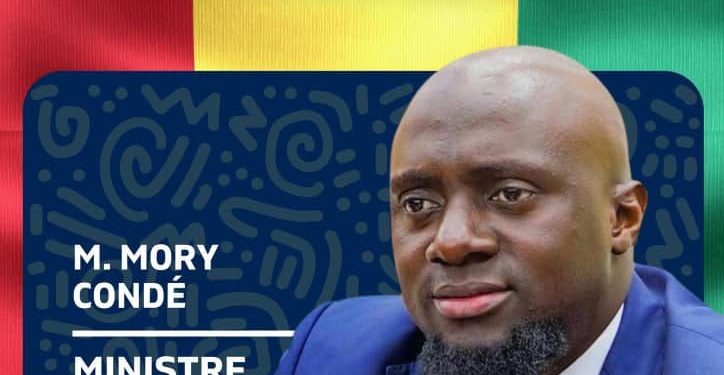 Ministre Mory Conde 𝐥𝐞 𝐁𝐮𝐥𝐥𝐝𝐨𝐳𝐞𝐫 (𝐥’𝐚𝐫𝐭𝐢𝐬𝐚𝐧 𝐝𝐞 𝐥𝐚 𝐭𝐫𝐚𝐧𝐬𝐟𝐨𝐫𝐦𝐚𝐭𝐢𝐨𝐧 𝐮𝐫𝐛𝐚𝐢𝐧𝐞)