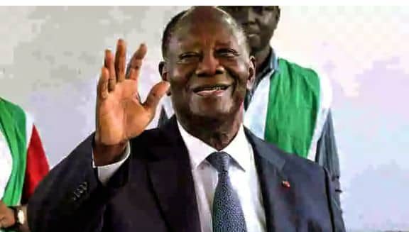 Présidentielle en Côte d’Ivoire : Selon les résultats provisoires, Alassane Ouattara largement vainqueur de 89,77% des voix.