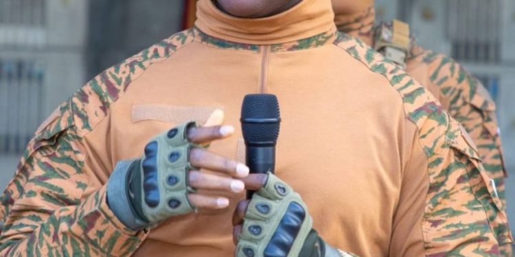 Ibrahim Traoré salue la déconstruction du mensonge des médias « impérialistes »