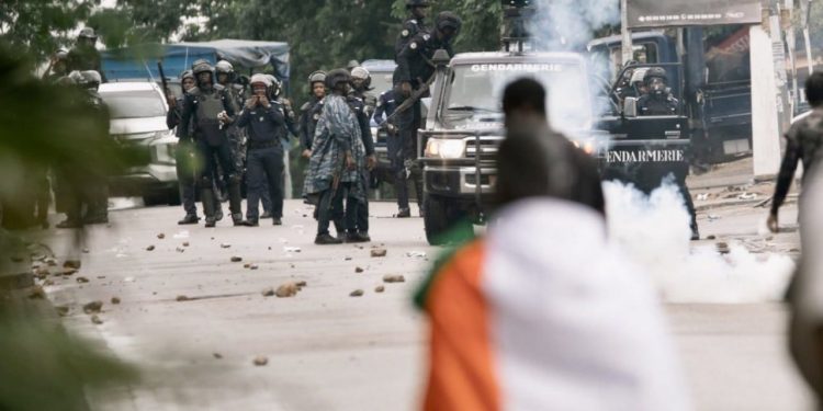 Plus de 230 manifestants arrêtés à la veille de la présidentielle en Côte d’Ivoire