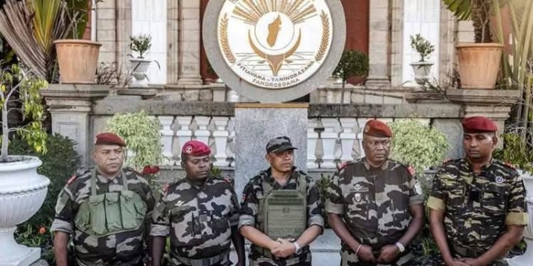 L’armée malgache annonce la formation imminente d’un gouvernement avec la participation de civils