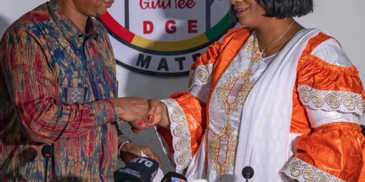 ๐๐ ๐๐๐ ๐ฌ๐จ๐ฎ๐ญ๐ข๐๐ง๐ญ ๐๐ข๐ง๐๐ง๐๐ข๐๐ซ๐๐ฆ๐๐ง๐ญ ๐ฅ’๐๐๐๐๐๐๐๐ ๐ฉ๐จ๐ฎ๐ซ ๐ก๐ ๐จ๐ฎ๐ฃ๐๐ง๐๐๐ ๐จ๐ช๐ง ๐ก๐ ๐ง๐๐จ๐๐๐ช ๐ฌ๐ฒ๐ง๐๐ก๐ซ๐จ๐ง๐ข๐ฌ๐ ๐๐ ๐จ๐๐จ ๐ข๐๐๐๐๐จ.