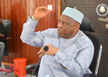 48 diplomates de la diplomatie guinéenne ont été rappelés par le gouvernement.