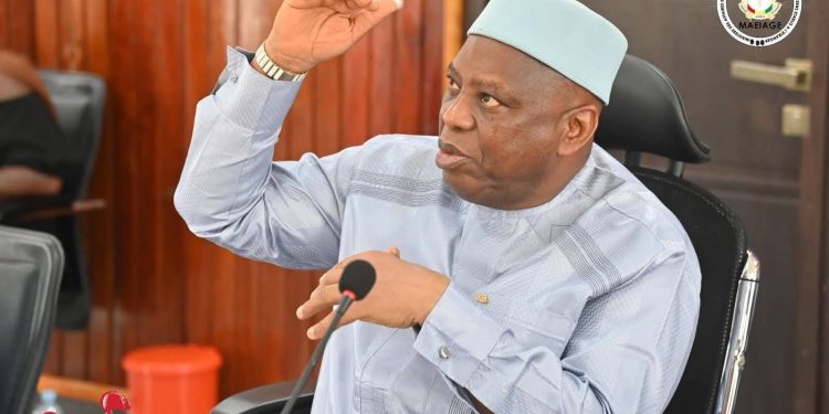 48 diplomates de la diplomatie guinéenne ont été rappelés par le gouvernement.