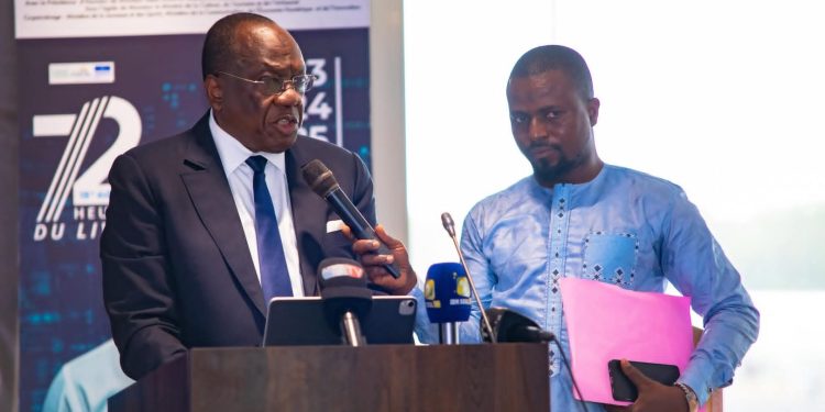 Deuxième journée | Présentation et dédicace de l’ouvrage Servir mon pays et la paix dans le monde de François Lounceny Fall