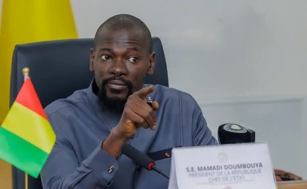 Le message de fermeté du Président Mamadi Doumbouya devant les responsables des sociétés minières évoluant dans l’exploitation de l’or en Guinée.